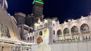 MUNAJAD DI BAITULLAH  : Di Pintu-Mu Kami Mengetuk  - Renungan Dies Natalis 68 Tahun Rumah Kita Jayabaya